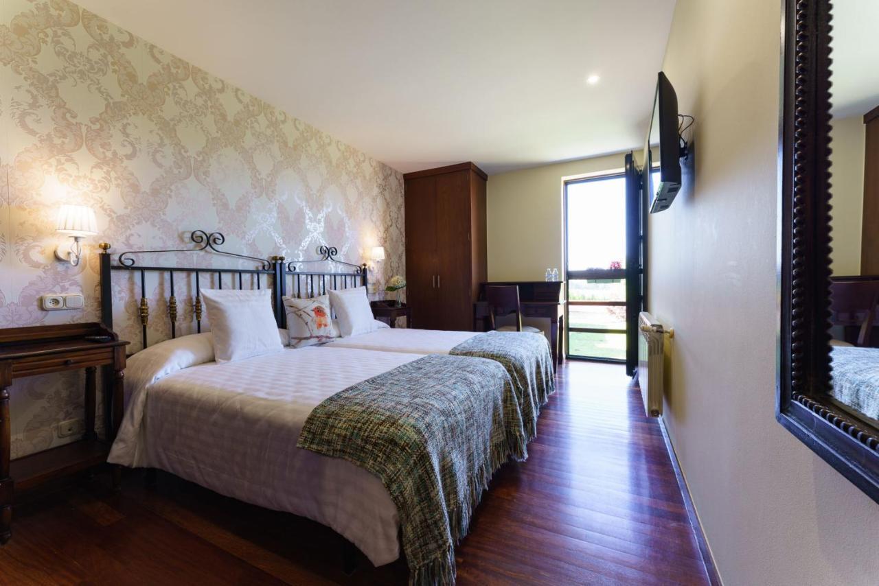Lar Da Mota Boutique Hotel Arzua Ngoại thất bức ảnh